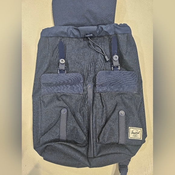 Herschel Supply Company Navy Backpack Book Bag, Travel, Pool or Beach Bag. New main image 6